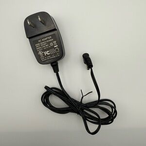 Shenzhen Teka Teka012-1201000UK 12V 1A AC Adapter Power Supply